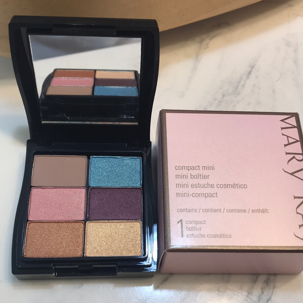 MaryKay eyeshadow compact
